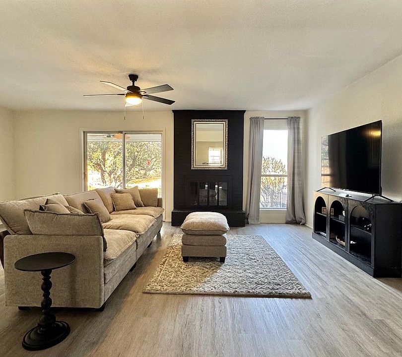 1st image of 2408 Lindenwood Dr