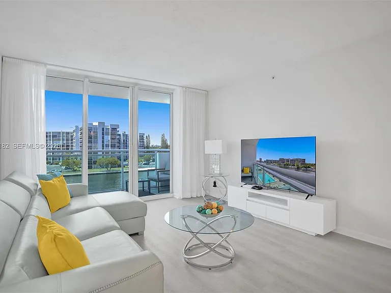 3000 S Ocean Dr #412-1 — Photo 9