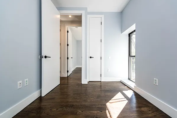 Rented by Nooklyn NYC LLC | media 33