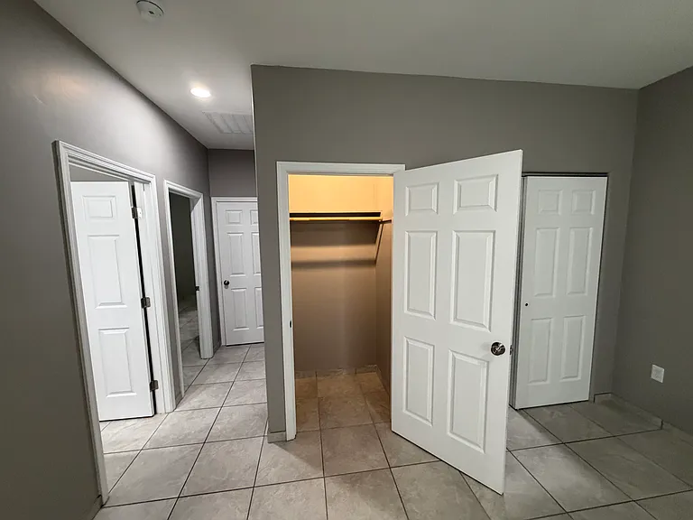 4013 E 22nd St #2 — Photo 5