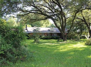 9306 Mills Rd, Houston, TX 77070