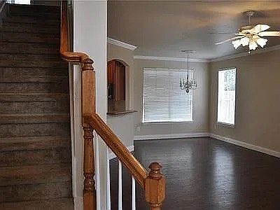 3rd image of 5028 Enclave Ct
