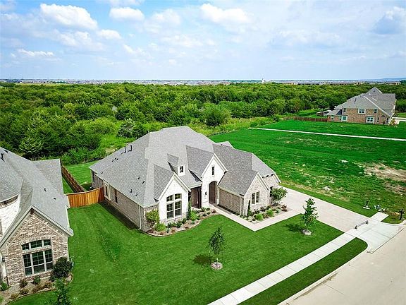2nd image of 2724 Neblina Ct
