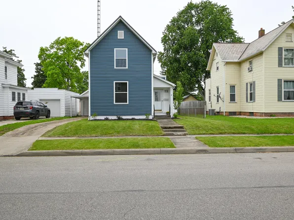 711 S Walnut St, Bucyrus, OH 44820