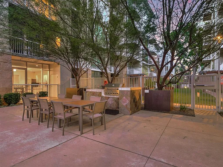 1600 Barton Springs Rd #4306 — Photo 27