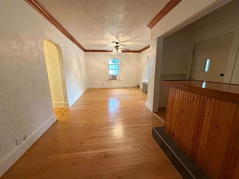 525 S Quincy St — Photo 8