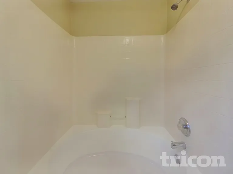 700 Stribling Cir — Photo 8
