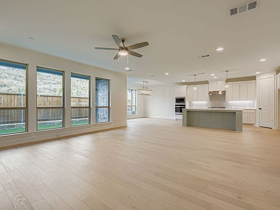 4th image of 3529 Kings Ct