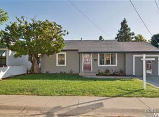 16 De Witt Ave, Napa, CA 94558