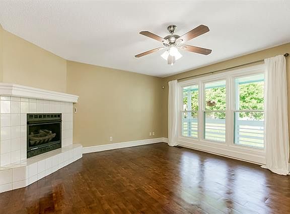 3rd image of 336 Fawn Valley Ct