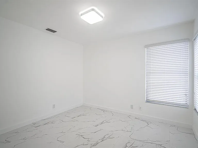 5536 Eton Ct — Photo 18