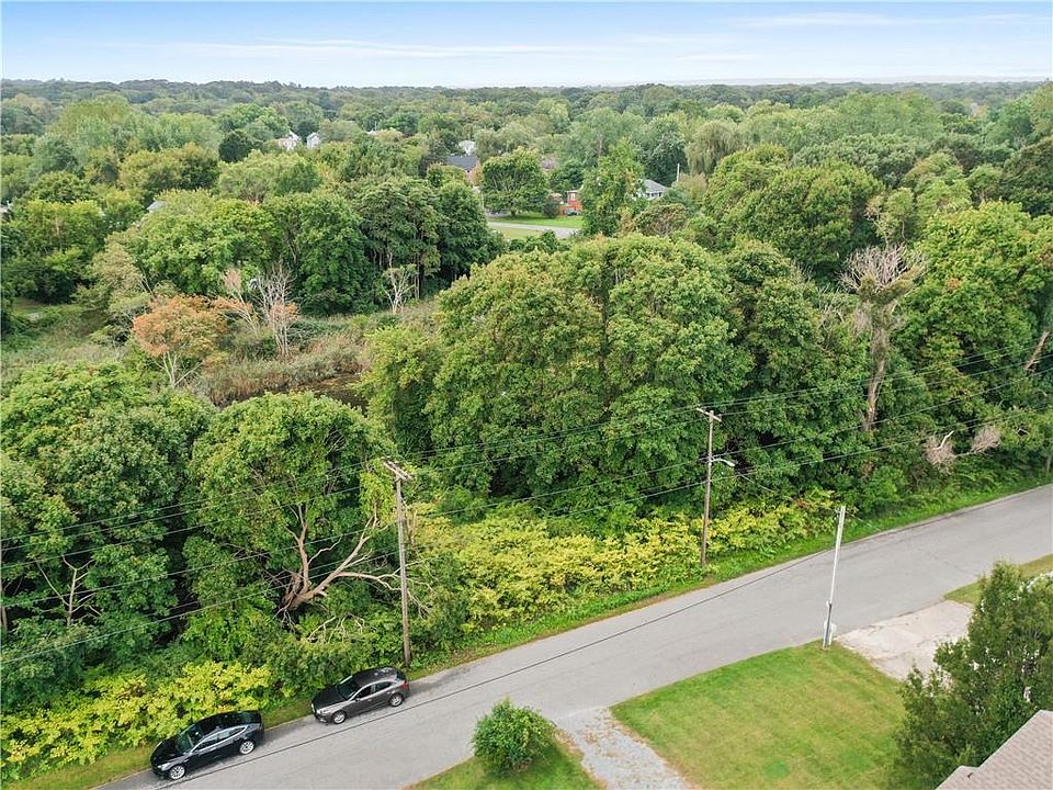 169 Shawomet Ave, Warwick, RI 02889 MLS 1340377 Zillow