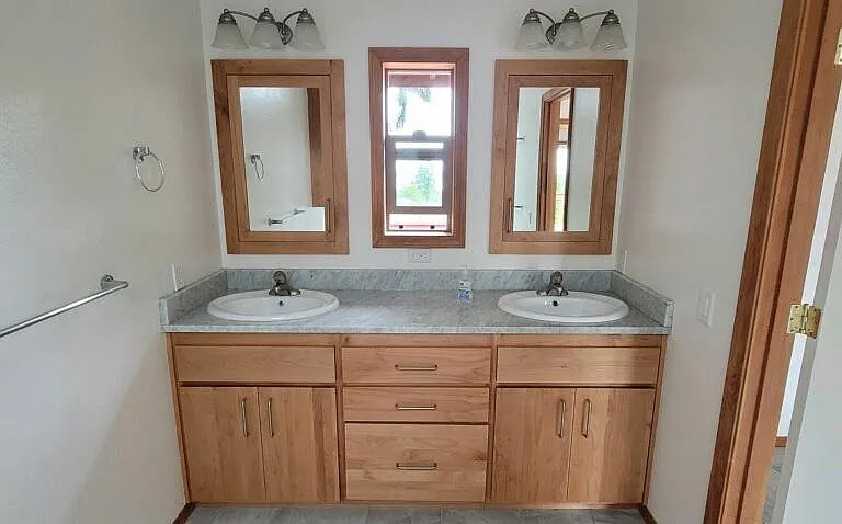2285 W 29th Ave — Photo 15