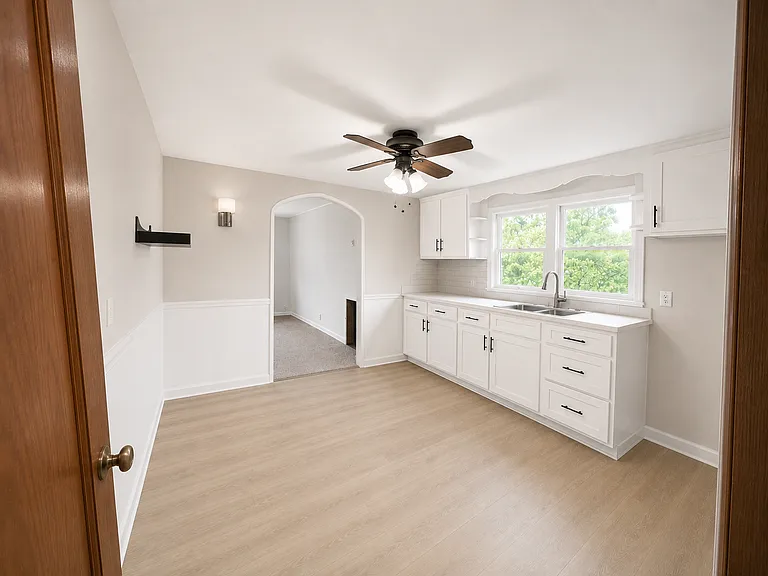 206 Garland Ave — Photo 2