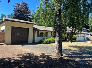 15667 SE 24th St, Bellevue, WA 98008