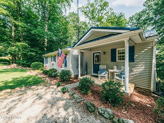 5th image of 524 Lake Forest Ln