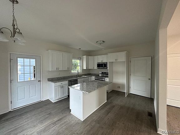 4th image of 111 N Juniper Ave