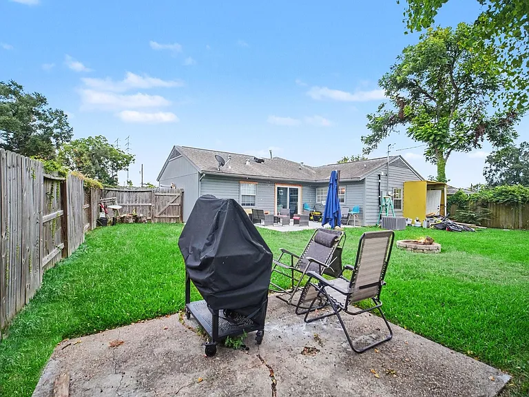 5226 Pomander Rd — Photo 32