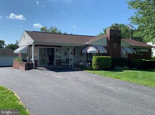 2311 Loucks Rd, York, PA 17408