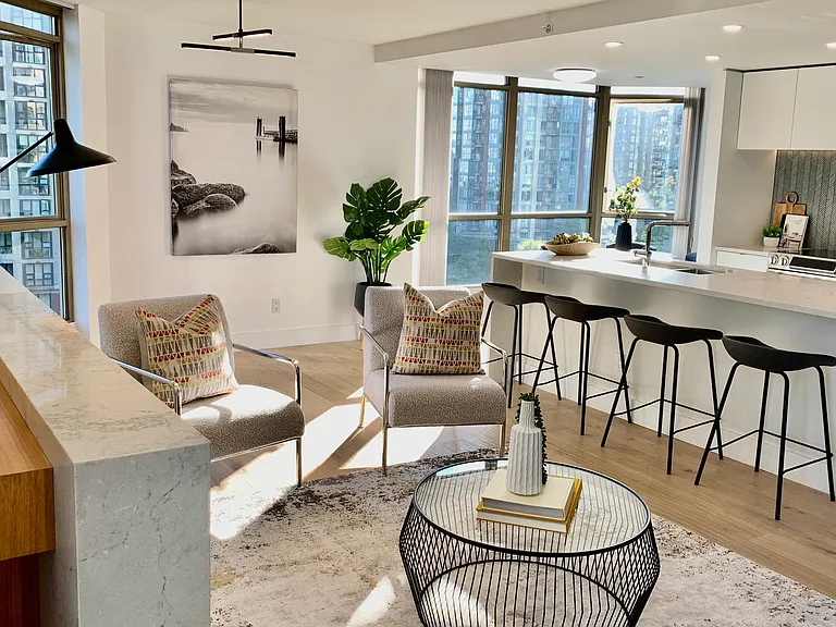 867 Hamilton St #1003 — Photo 3