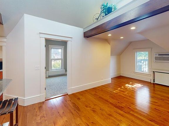 4th image of 402 S 5th Ave #3A