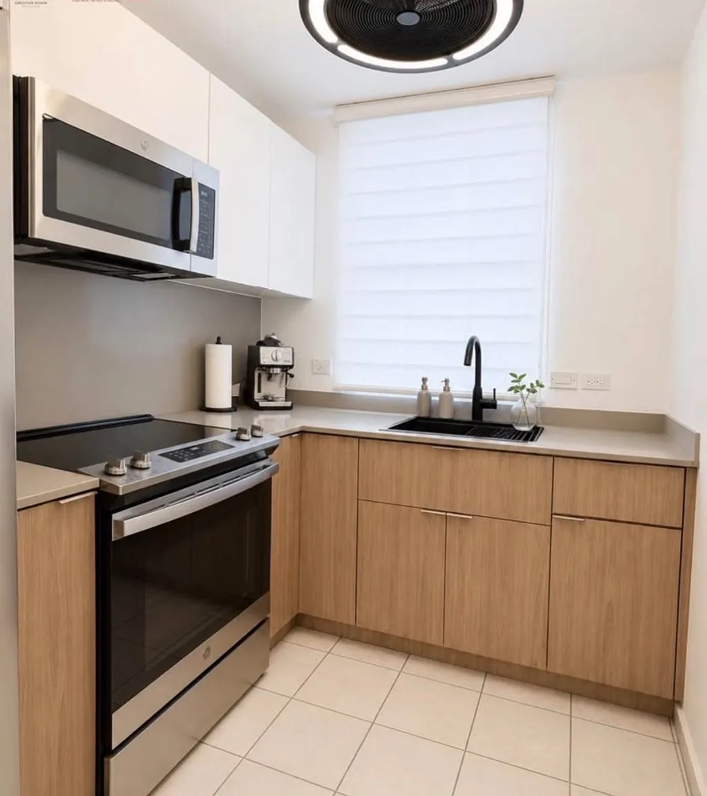 3 bed, 2.0 bath, 800 sqft, $1,600 — Photo 3