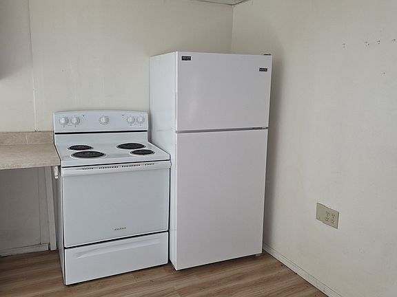 4th image of 53 Nebraska St Unit 2
