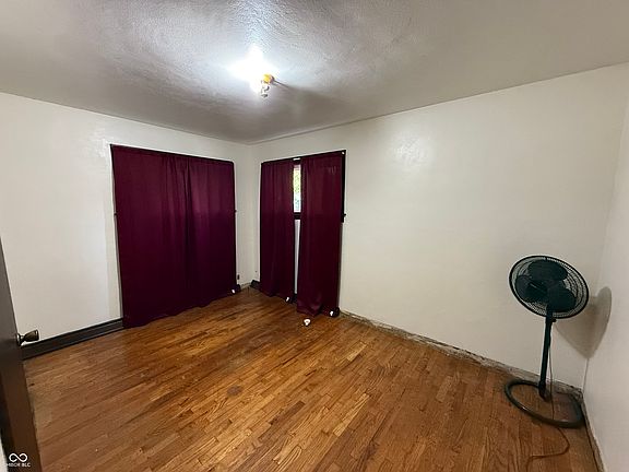 5th image of 1227 W 9th St