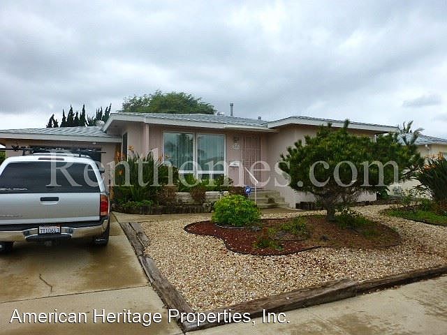 1st image of 4062 Vista Grande Dr