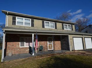 3 Marie Ln, Middletown, NY 10941