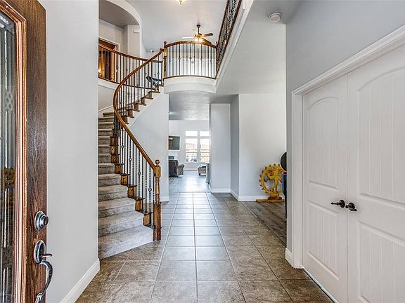 5th image of 10100 Waterstone Way