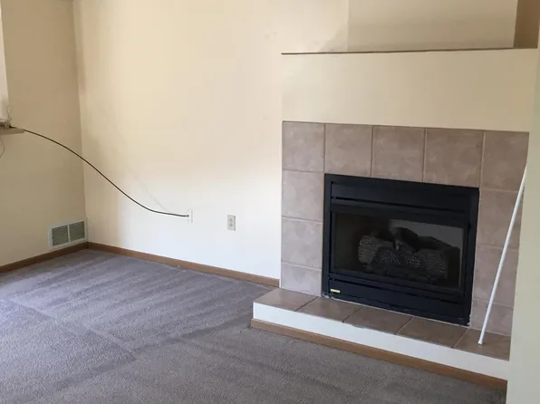 37 Southern Ave, Pittsburgh, PA 15211