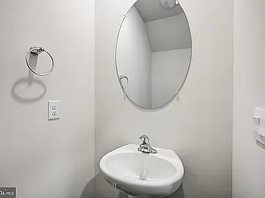 237 Mazzeo Dr — Photo 10