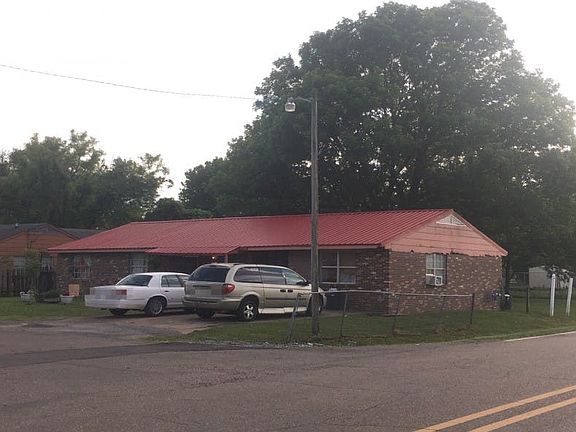 4th image of 177 Pecan St