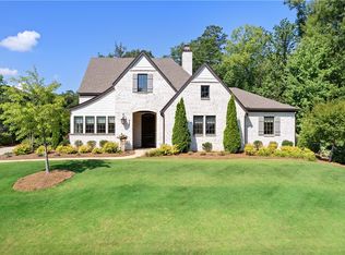 725 Petrie Rd, Auburn, AL 36830