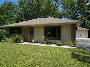 250 Blackhawk Dr, Park Forest, IL 60466