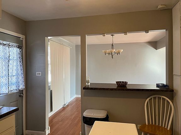 Island between Kitchen and dining room