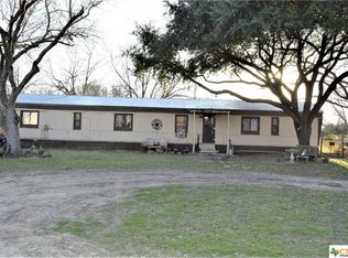 182 Ramirez Ln, Mcqueeney, TX 78123