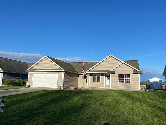 2nd image of 8799 Cottonwood Dr