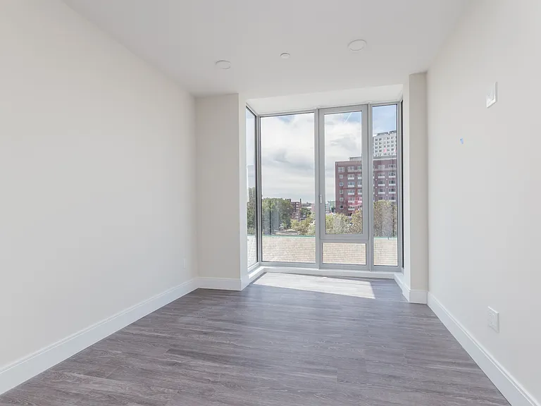 1065 Tremont St #304 — Photo 6