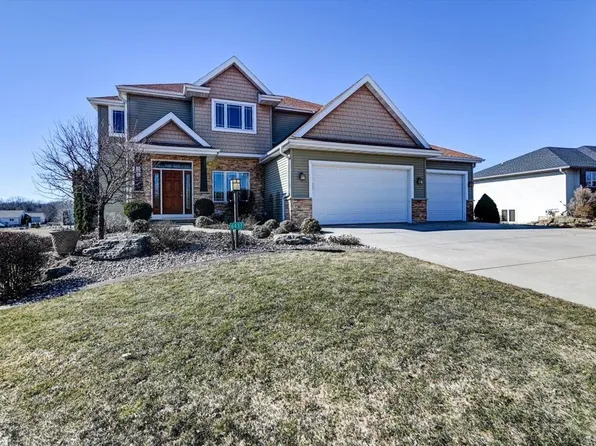 6437 Nature Valley Dr, Waunakee, WI 53597