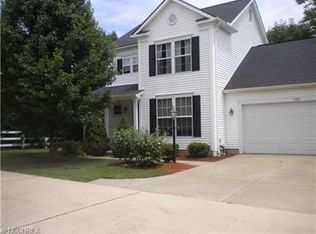 5081 Lakeside Ct, Stow, OH 44224