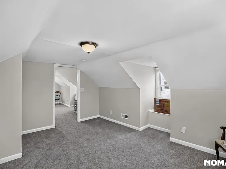 8217 Cornwall Rd — Photo 23