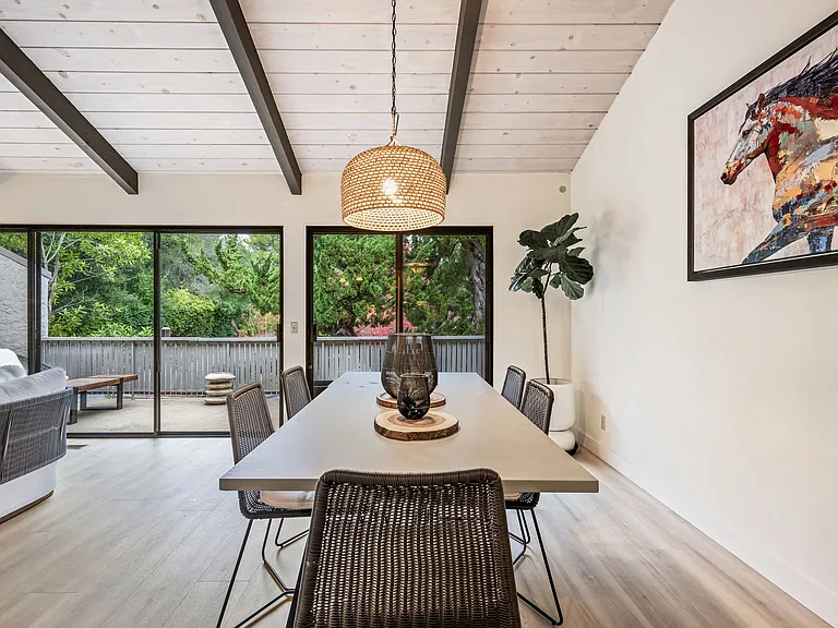 Shared dinning space with beautiful outdoor trees.