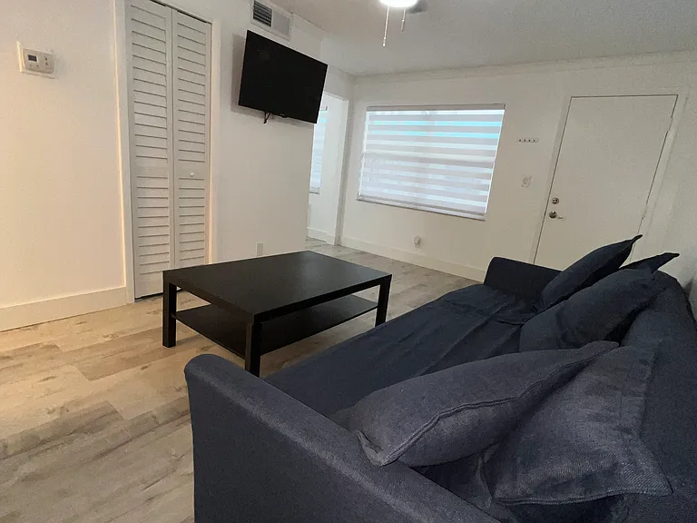 326 Wilson St #105 — Photo 28