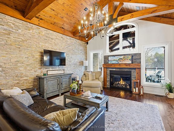 5th image of 7 Ridgewood Ct