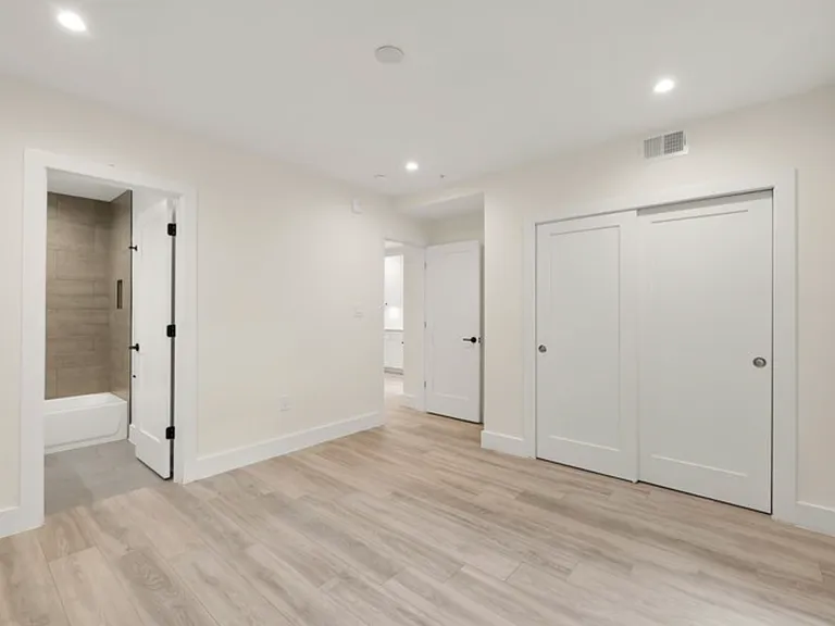 Kennedy Street Residences — Photo 4