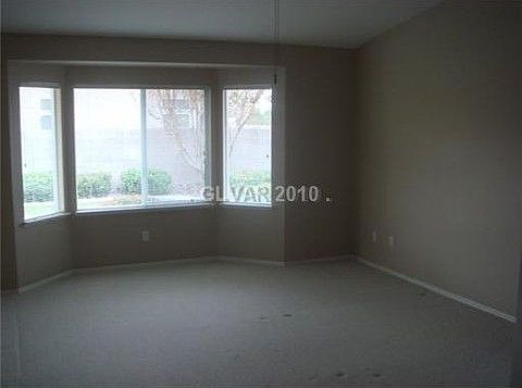 4th image of 6533 Hedge Top Ave