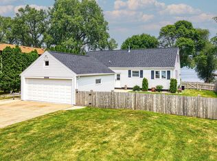 3388 Harbor Bay Rd, Oshkosh, WI 54901