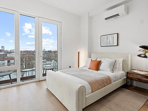 3rd image of 50 E 10th St #209